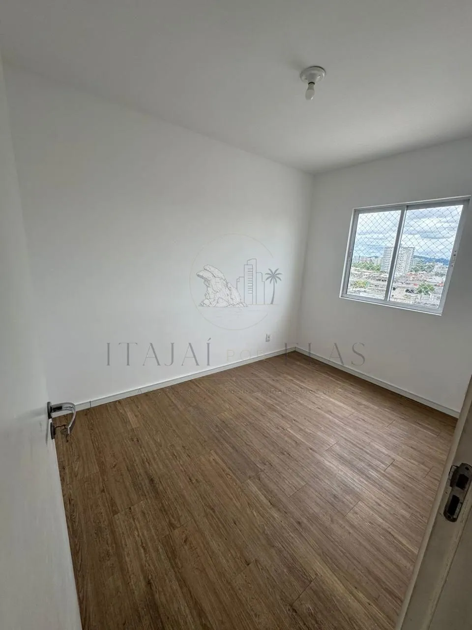Apartamento 2 dormitórios no bairro São Judas - Itajai 