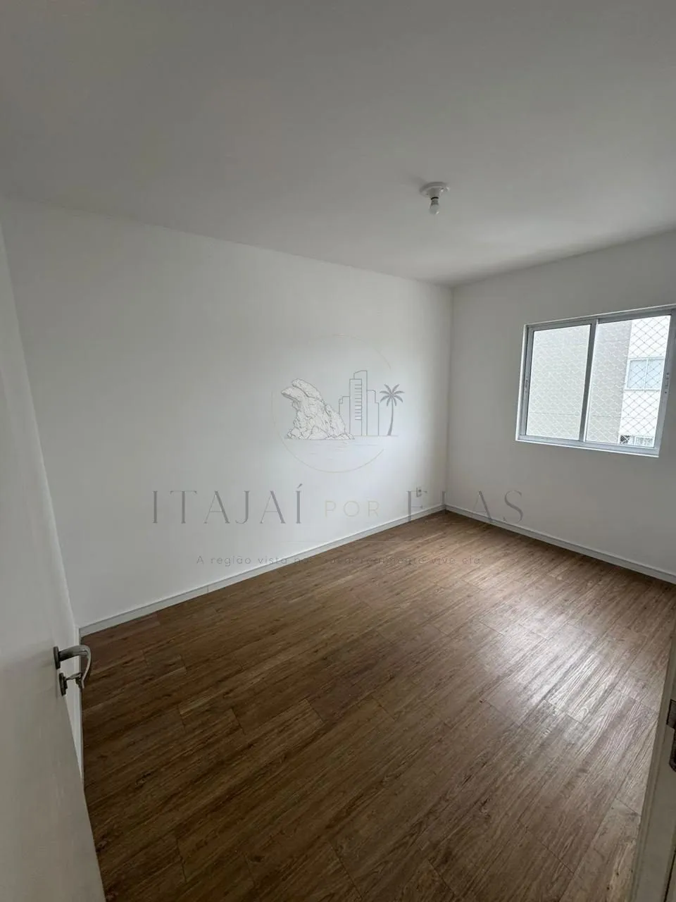 Apartamento 2 dormitórios no bairro São Judas - Itajai 