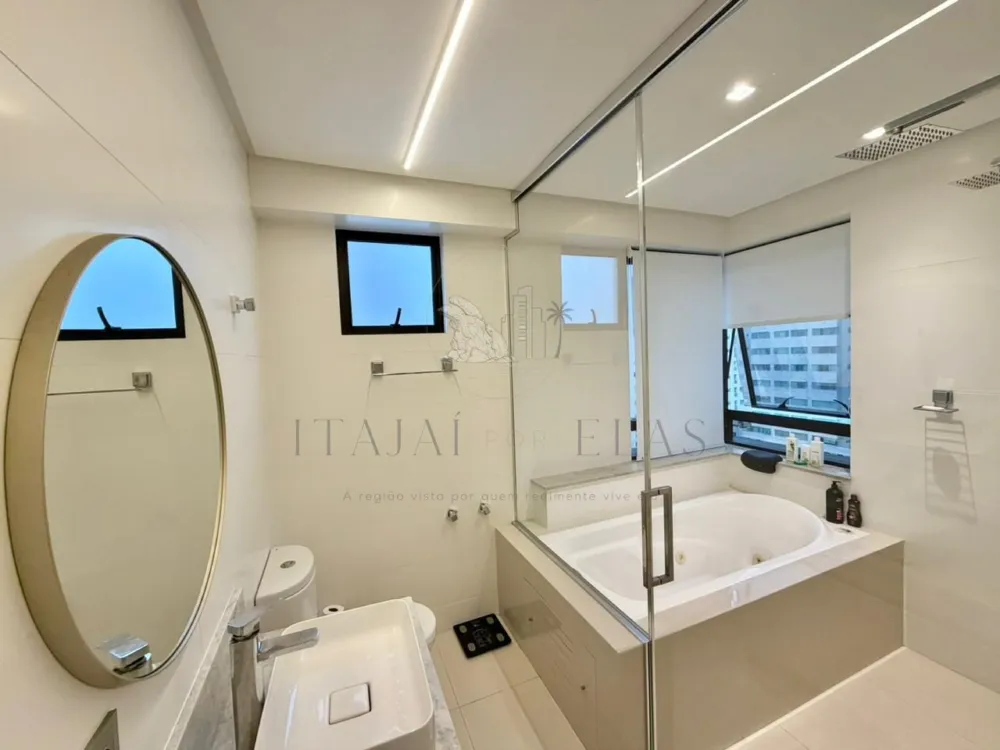 Apartamento 3 suítes para Venda no bairro Centro em Balneário Camboriú