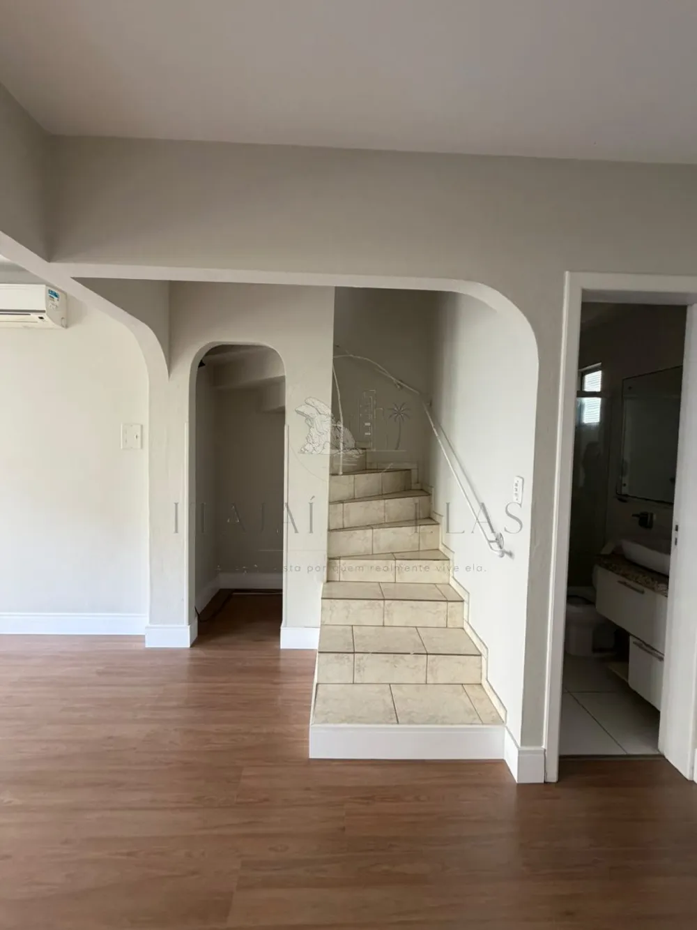 Apartamento 3 quartos para Venda no bairro Ariribá em Balneário Camboriú