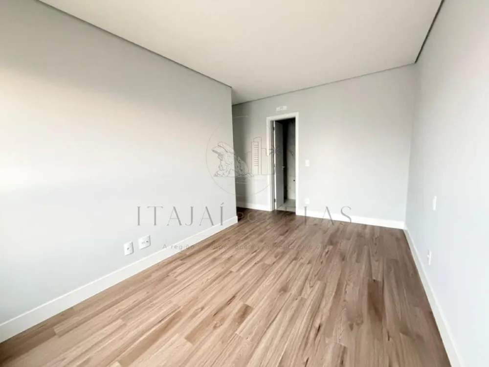 Apartamento 2 suítes para Venda no bairro Centro em Itajaí