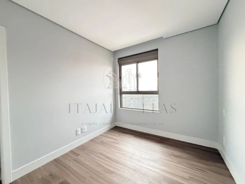 Apartamento 2 suítes para Venda no bairro Centro em Itajaí