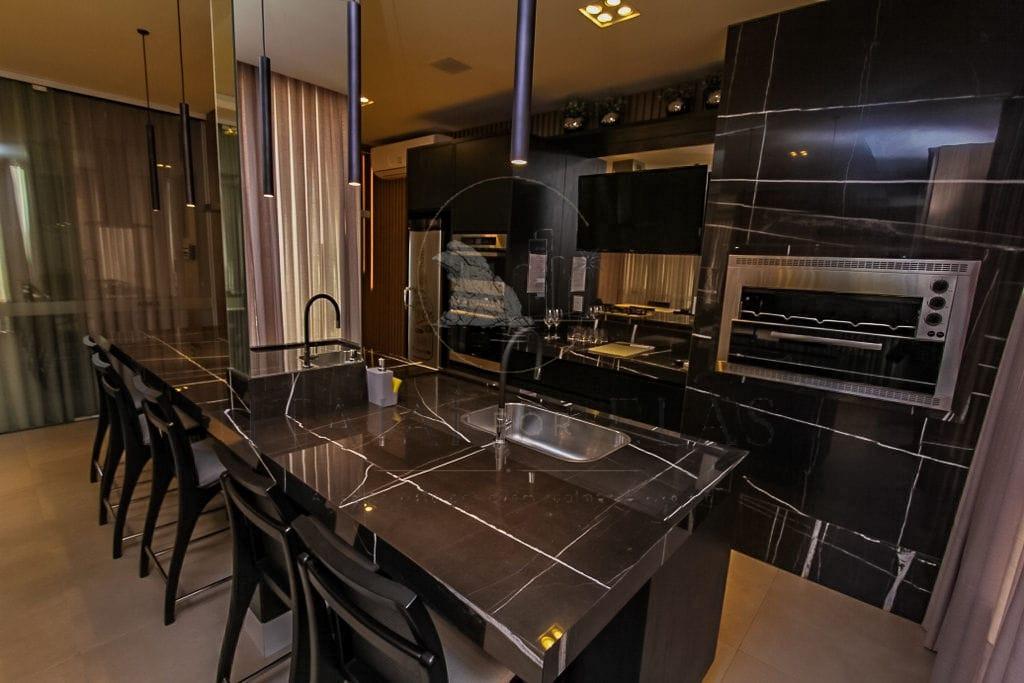 Apartamento 3 suítes para Venda no bairro Cabeçudas em Itajaí