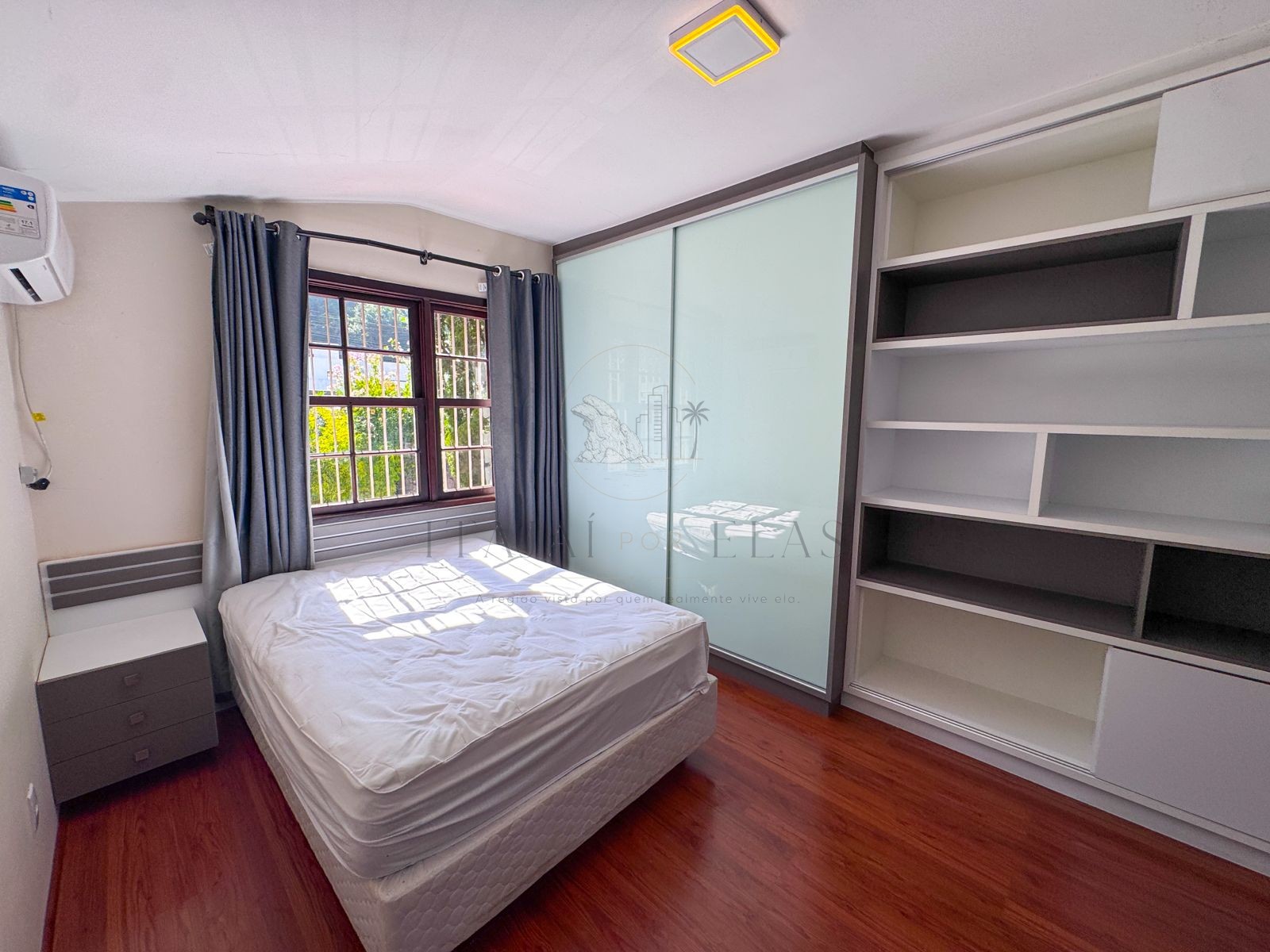 Casa 4 quartos para Locação Anual no bairro Cabeçudas em Itajaí