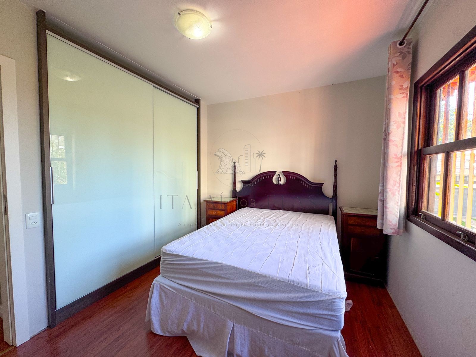 Casa 4 quartos para Locação Anual no bairro Cabeçudas em Itajaí