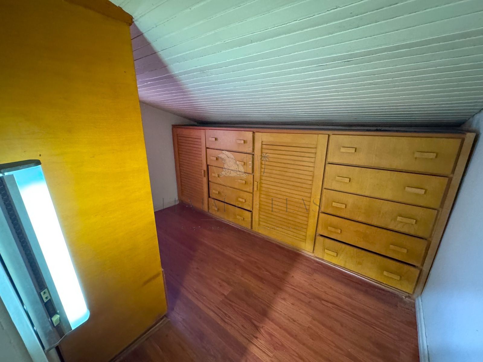 Casa 4 quartos para Locação Anual no bairro Cabeçudas em Itajaí