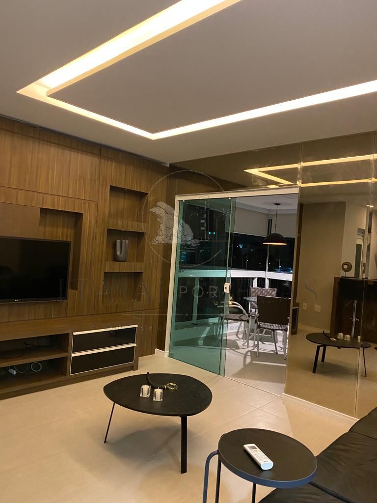 Apartamento 2 dormitorios na Praia Brava