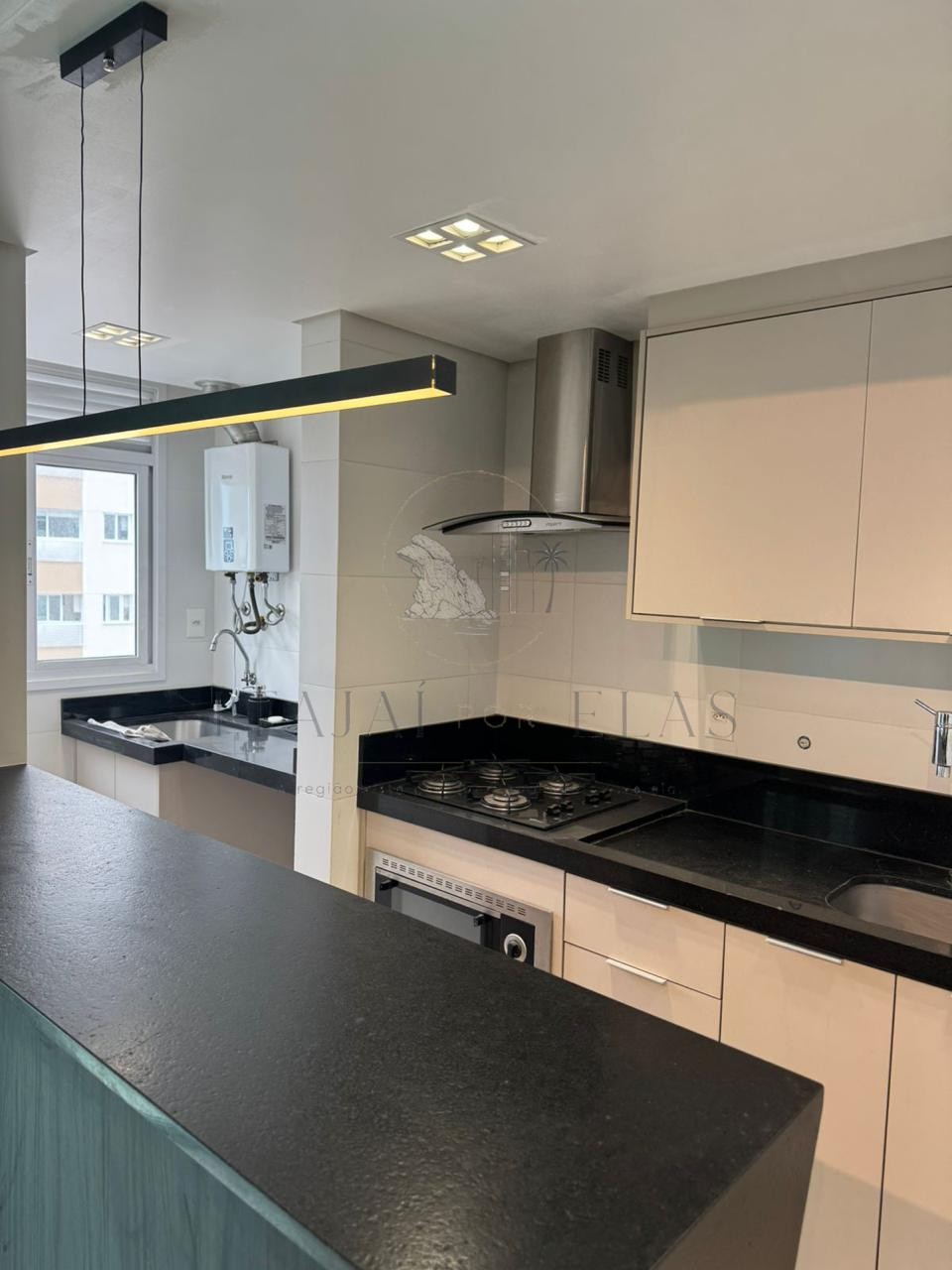 Apartamento 2 suítes para Venda no bairro Centro em Itajaí