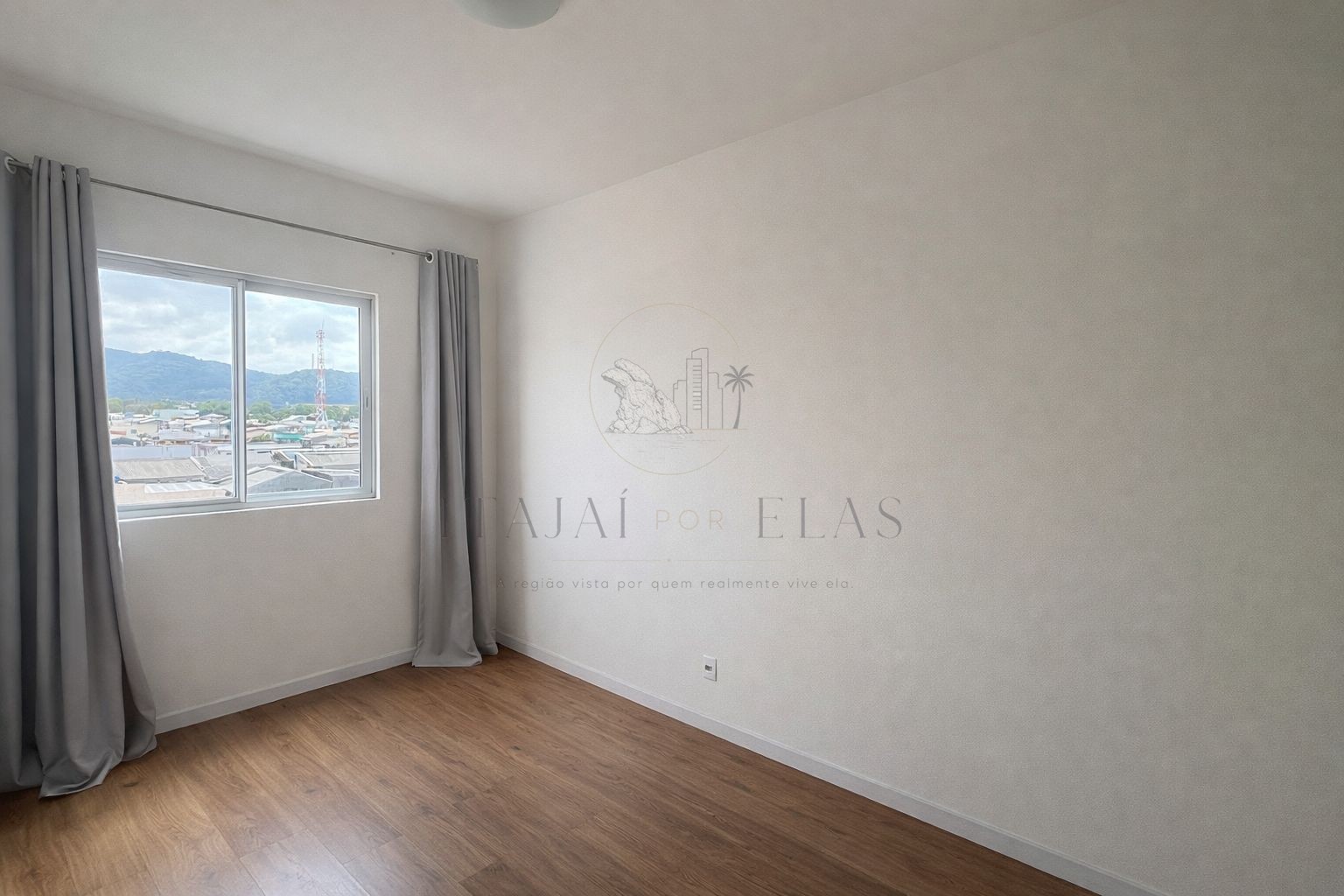 Apartamento São Vicente 2 dormitorios 