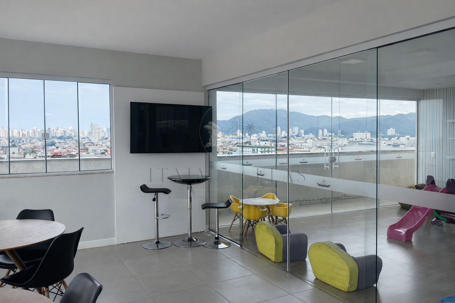 Apartamento São Vicente 2 dormitorios 