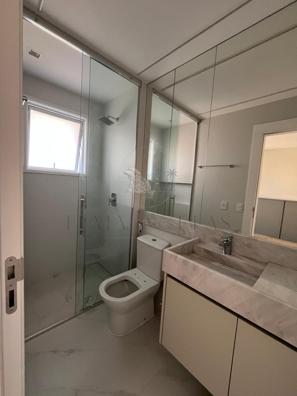 Apartamento 4 suítes mobiliado para Venda em Balneário Camboriú - Pronto para morar