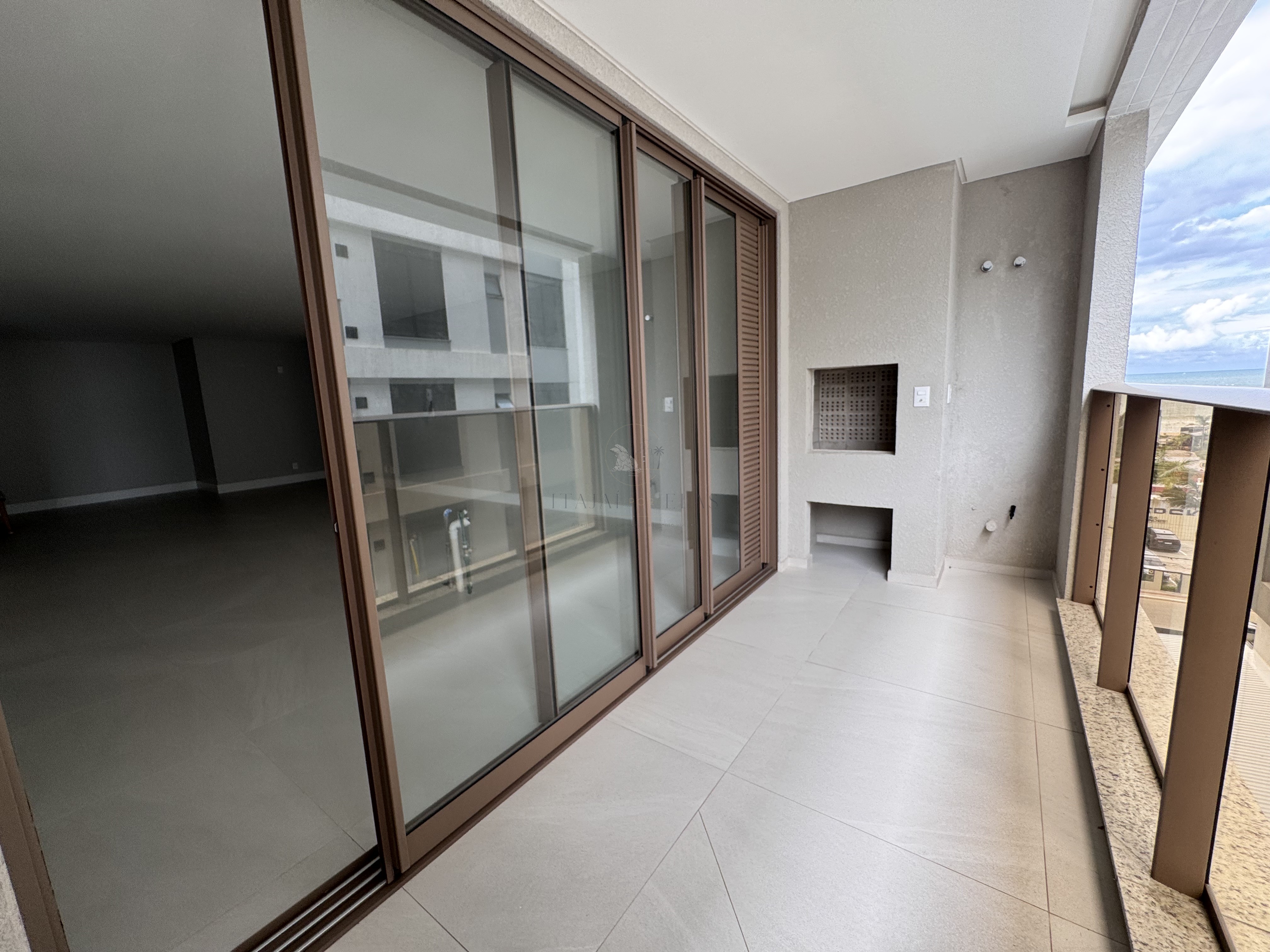 Apartamento 3 suítes para Venda no bairro Praia Brava de Itajaí em Itajaí