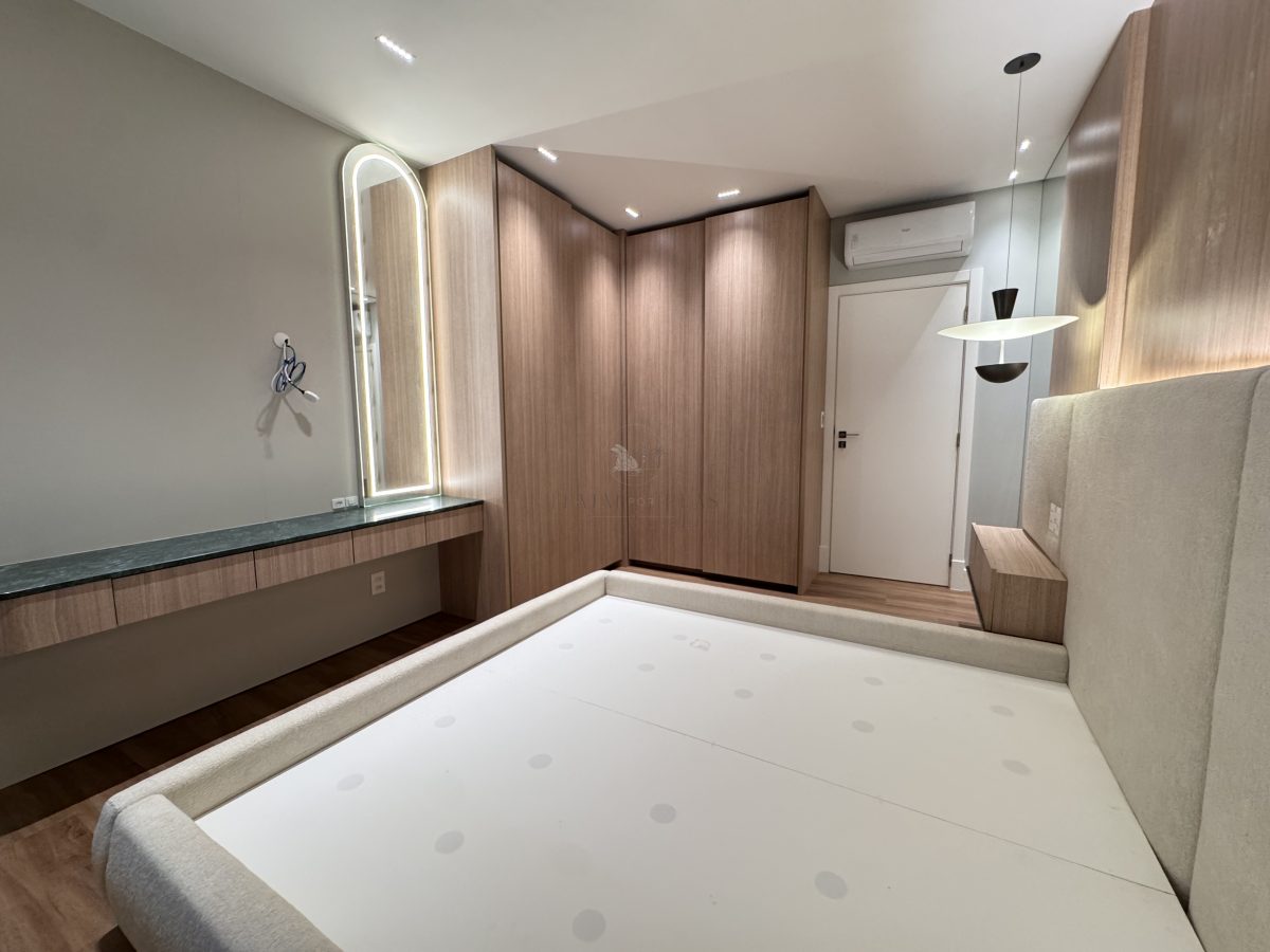 Apartamento 3 suítes para Venda no bairro Praia Brava de Itajaí em Itajaí