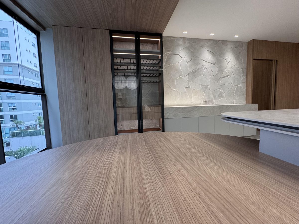 Apartamento 3 suítes para Venda no bairro Praia Brava de Itajaí em Itajaí