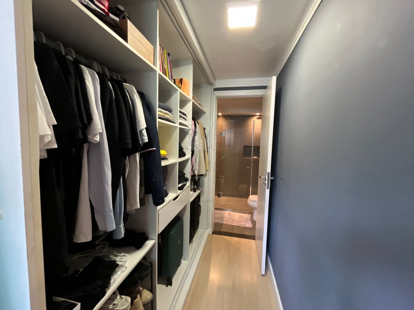 Casa 3 suítes para Venda no bairro Cabeçudas em Itajaí
