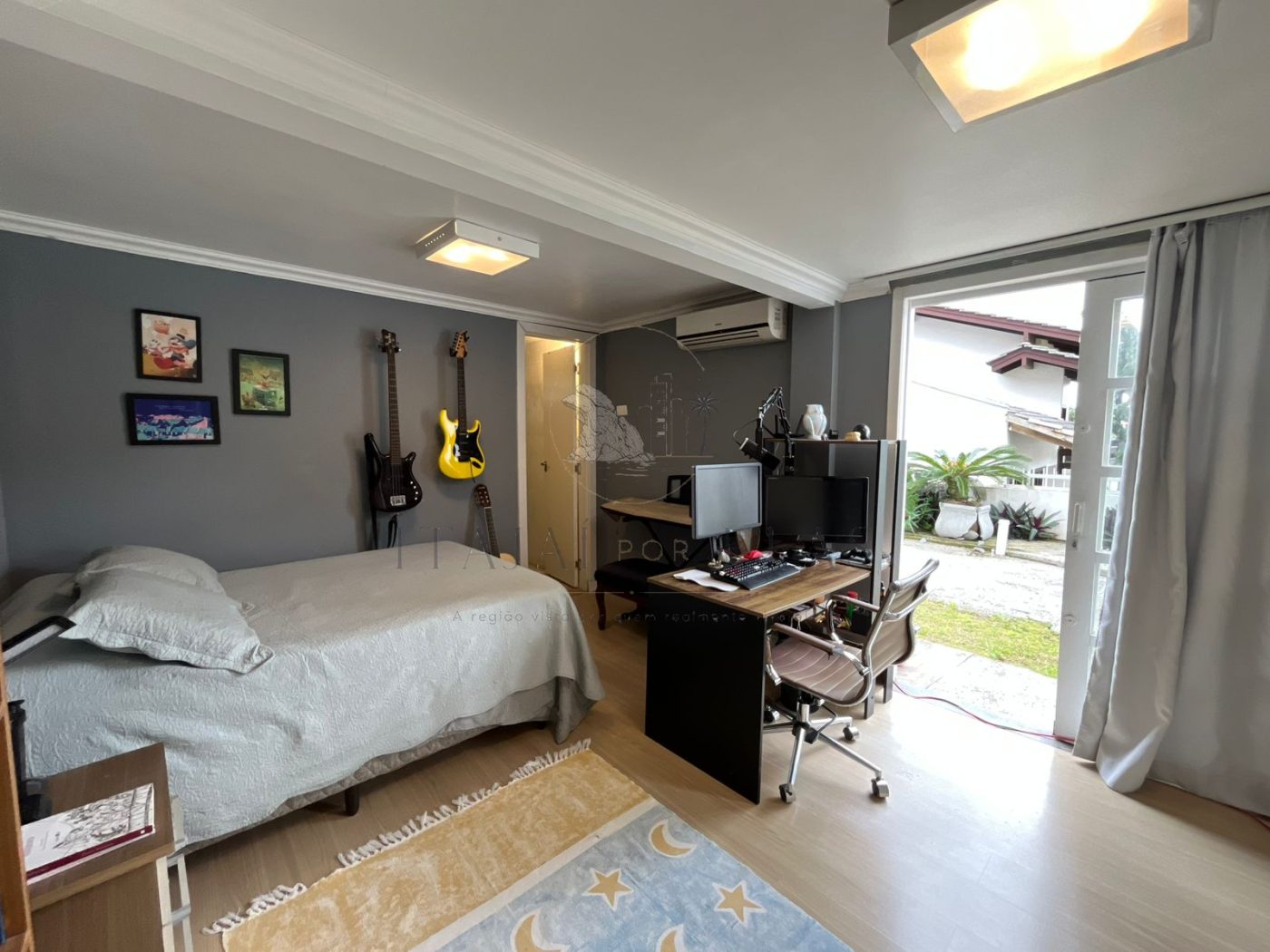 Casa 3 suítes para Venda no bairro Cabeçudas em Itajaí