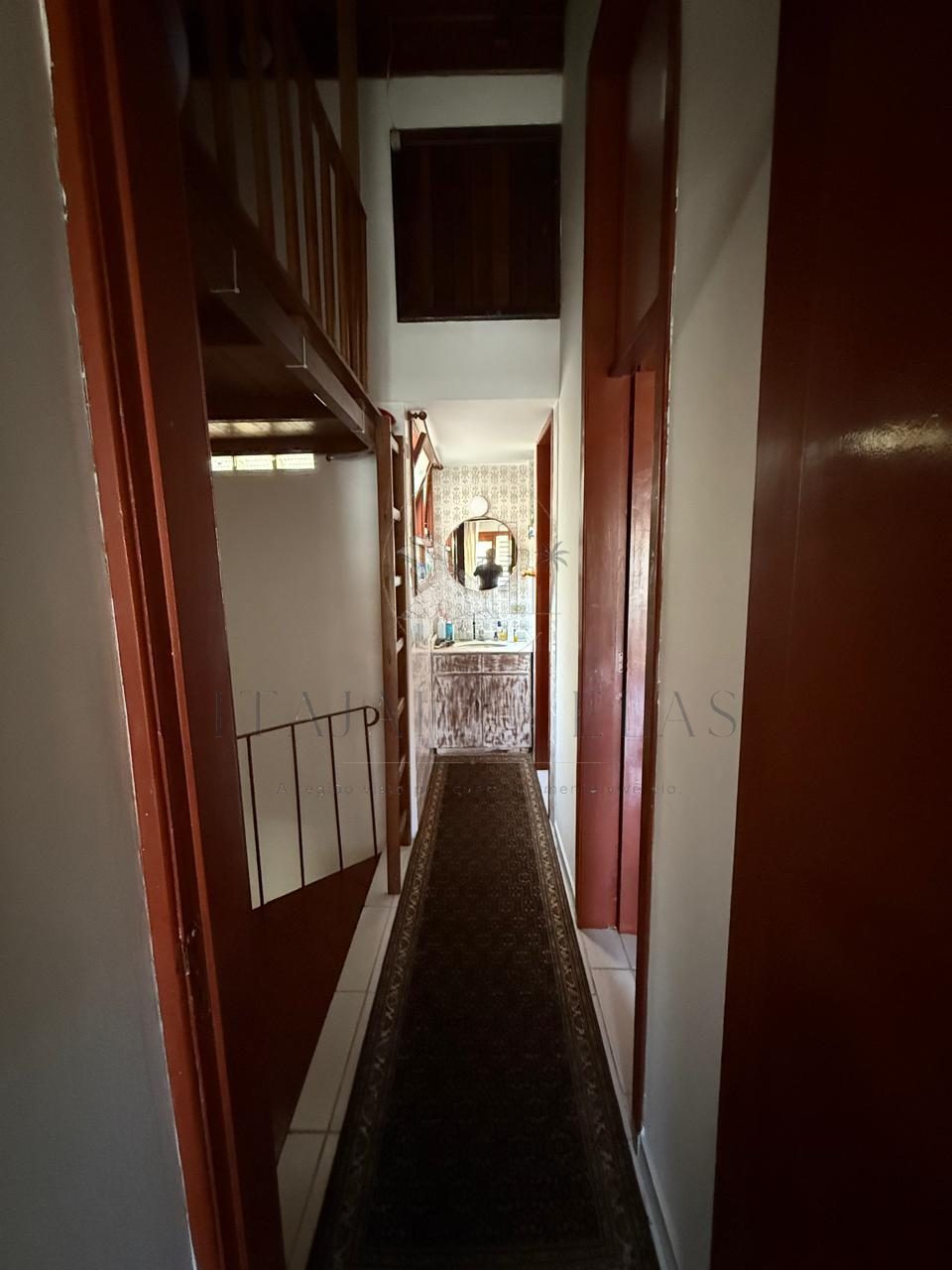 Sobrado 2 quartos para Venda no bairro Cabeçudas em Itajaí