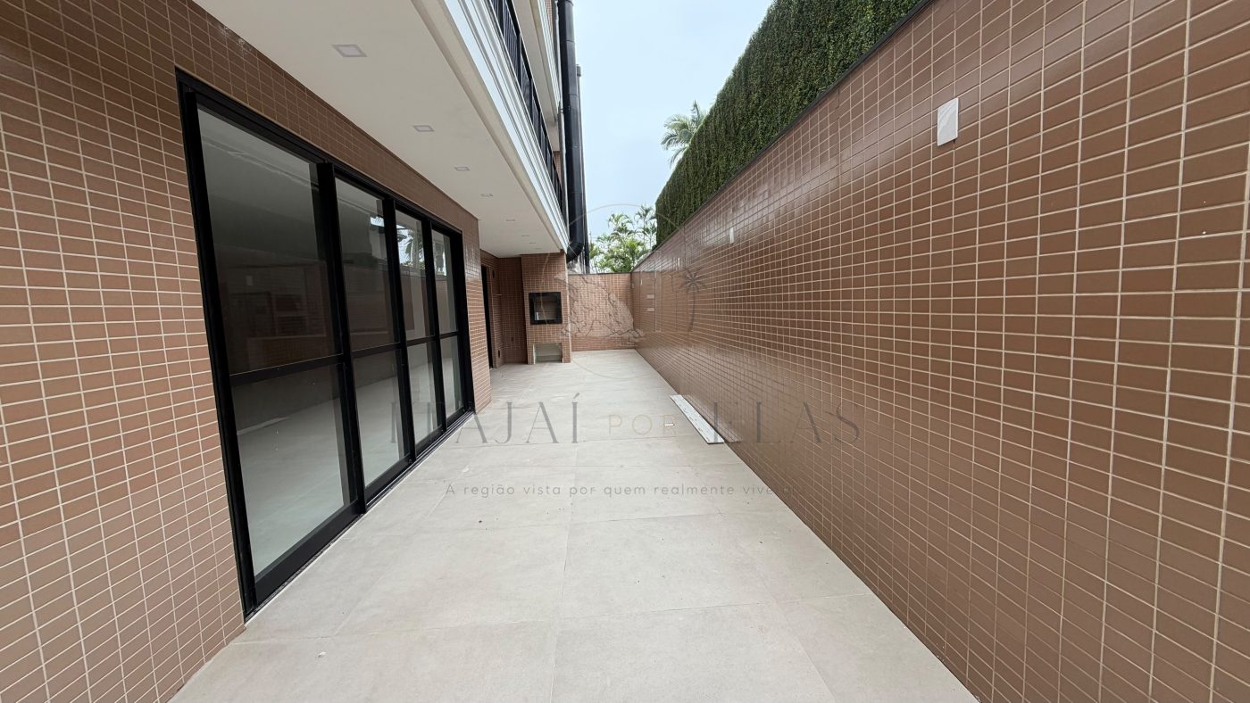 Apartamento 3 suítes para Venda no bairro Cabeçudas em Itajaí