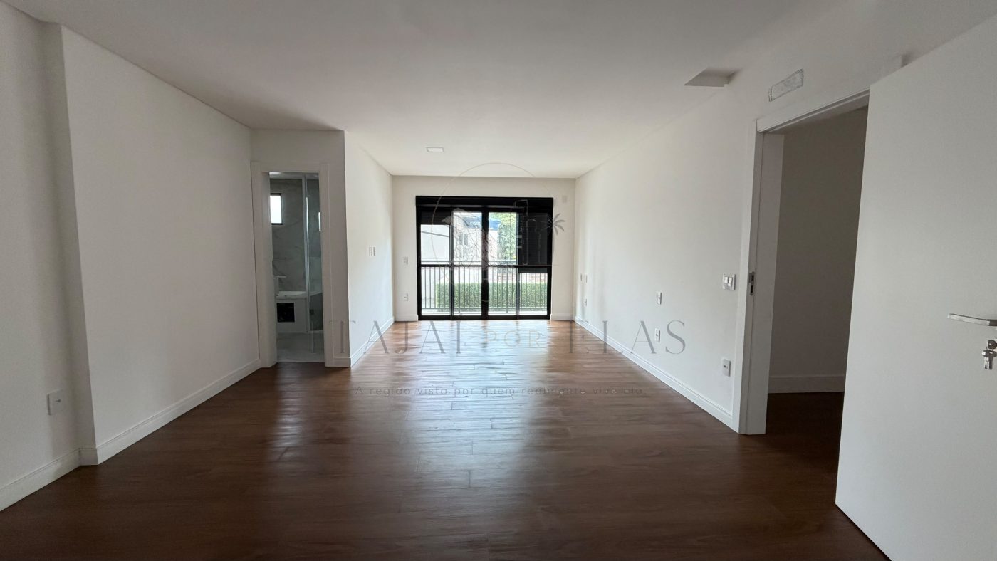 Apartamento 3 suítes para Venda no bairro Cabeçudas em Itajaí