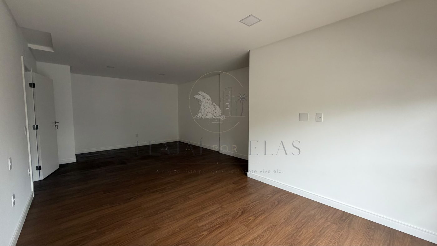 Apartamento 3 suítes para Venda no bairro Cabeçudas em Itajaí