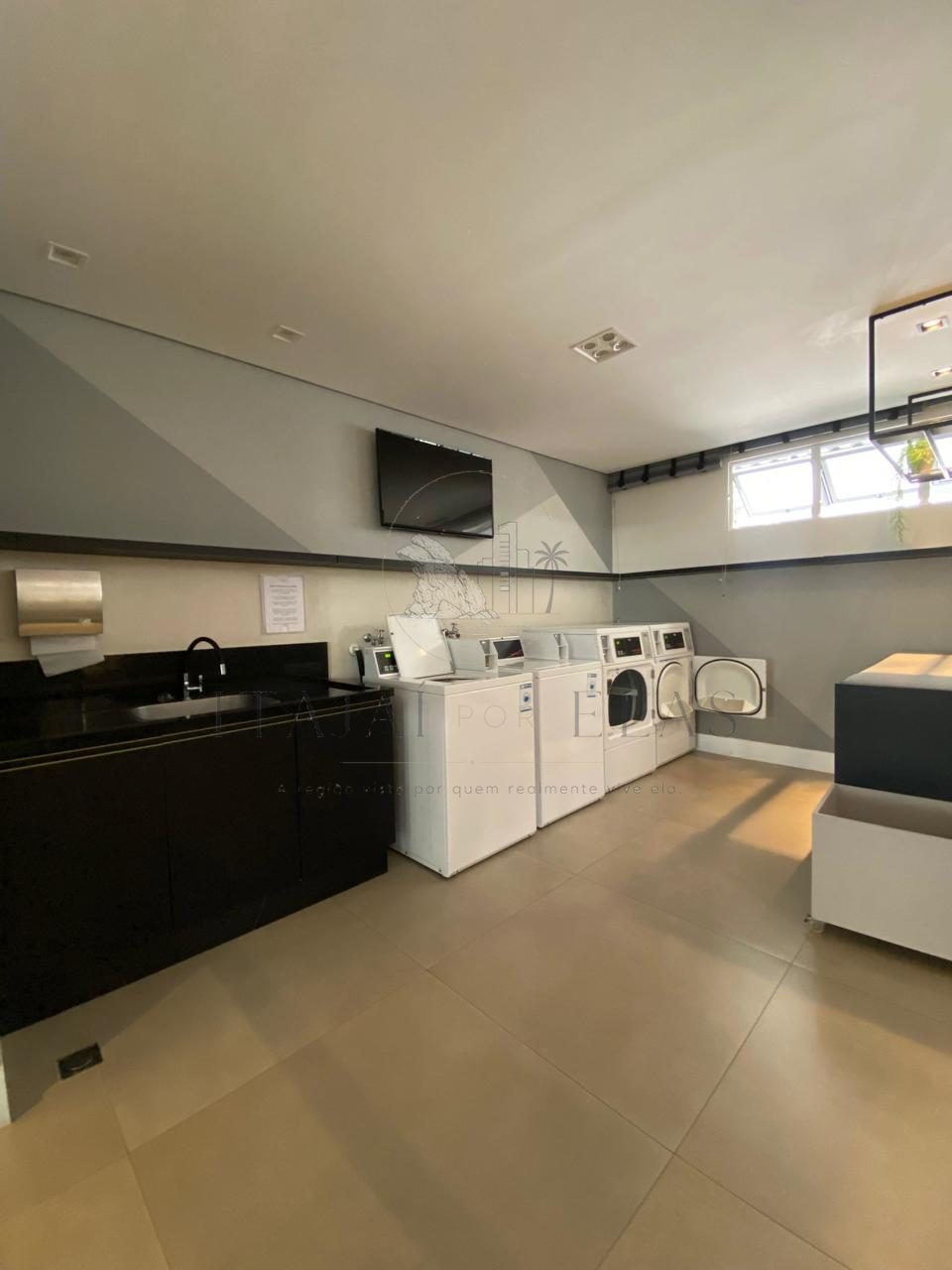 Apartamento 3 suítes para Venda no bairro Cabeçudas em Itajaí
