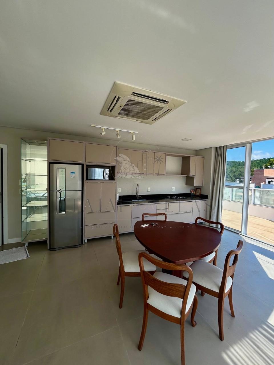 Apartamento 3 suítes para Venda no bairro Cabeçudas em Itajaí