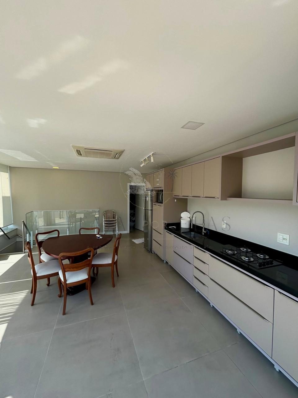 Apartamento 3 suítes para Venda no bairro Cabeçudas em Itajaí