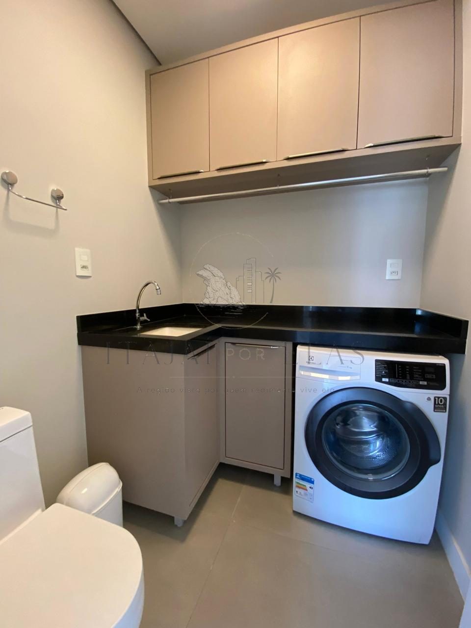 Apartamento 3 suítes para Venda no bairro Cabeçudas em Itajaí