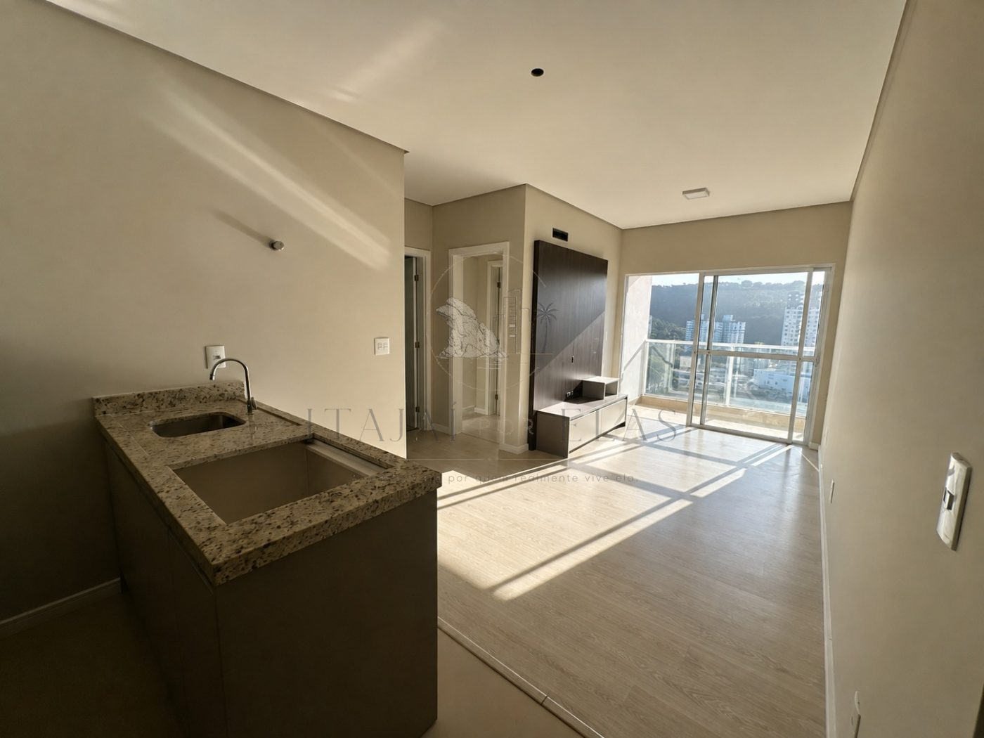 Apartamento na fazenda com 2 dormitórios 