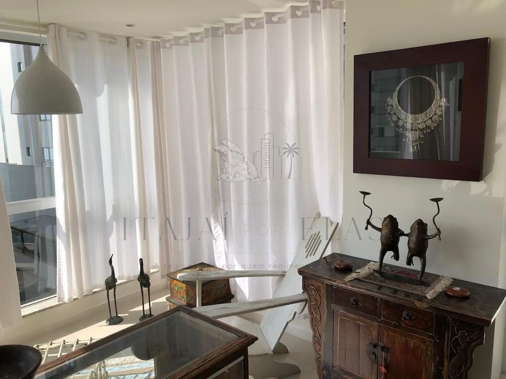 Apartamento 3 suítes para Venda no bairro Centro em Balneário Camboriú