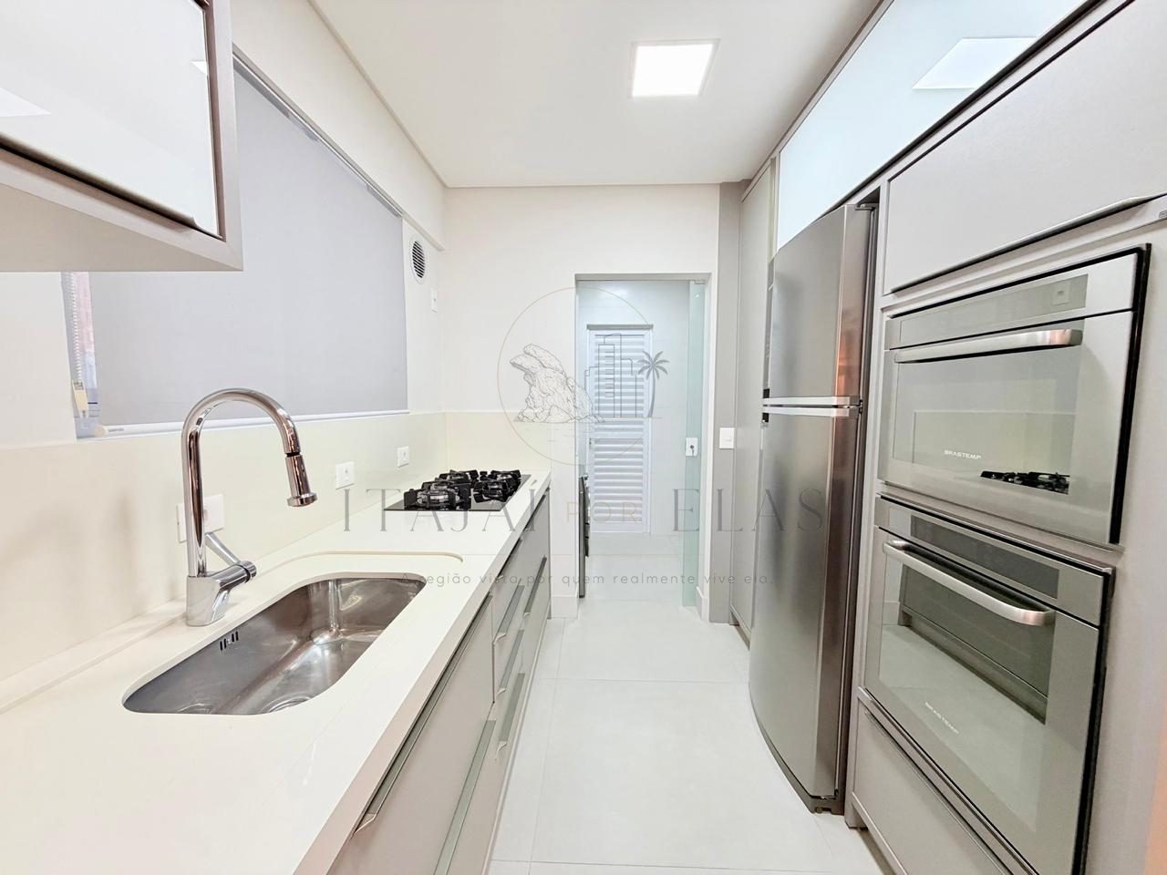 Apartamento 3 suítes para Venda no bairro Centro em Balneário Camboriú