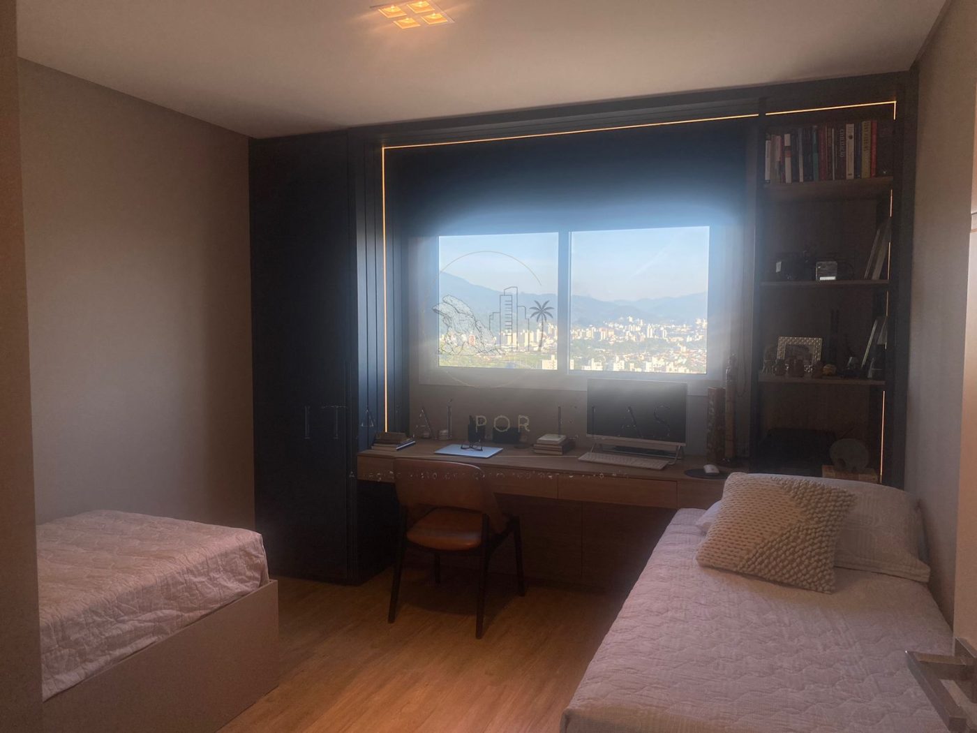 Apartamento 3 suítes para Venda no bairro Centro em Balneário Camboriú