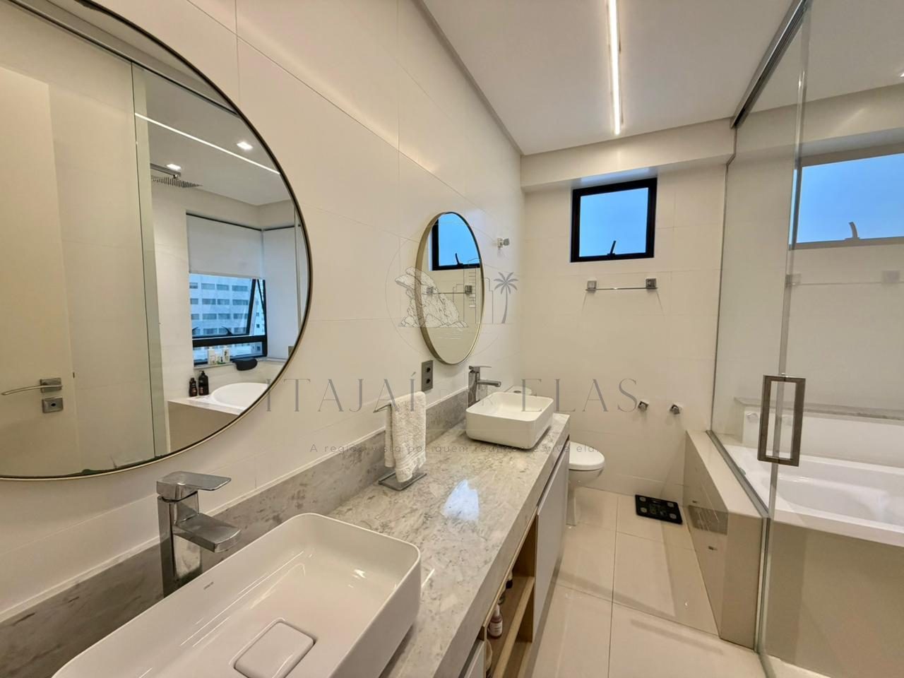 Apartamento 3 suítes para Venda no bairro Centro em Balneário Camboriú