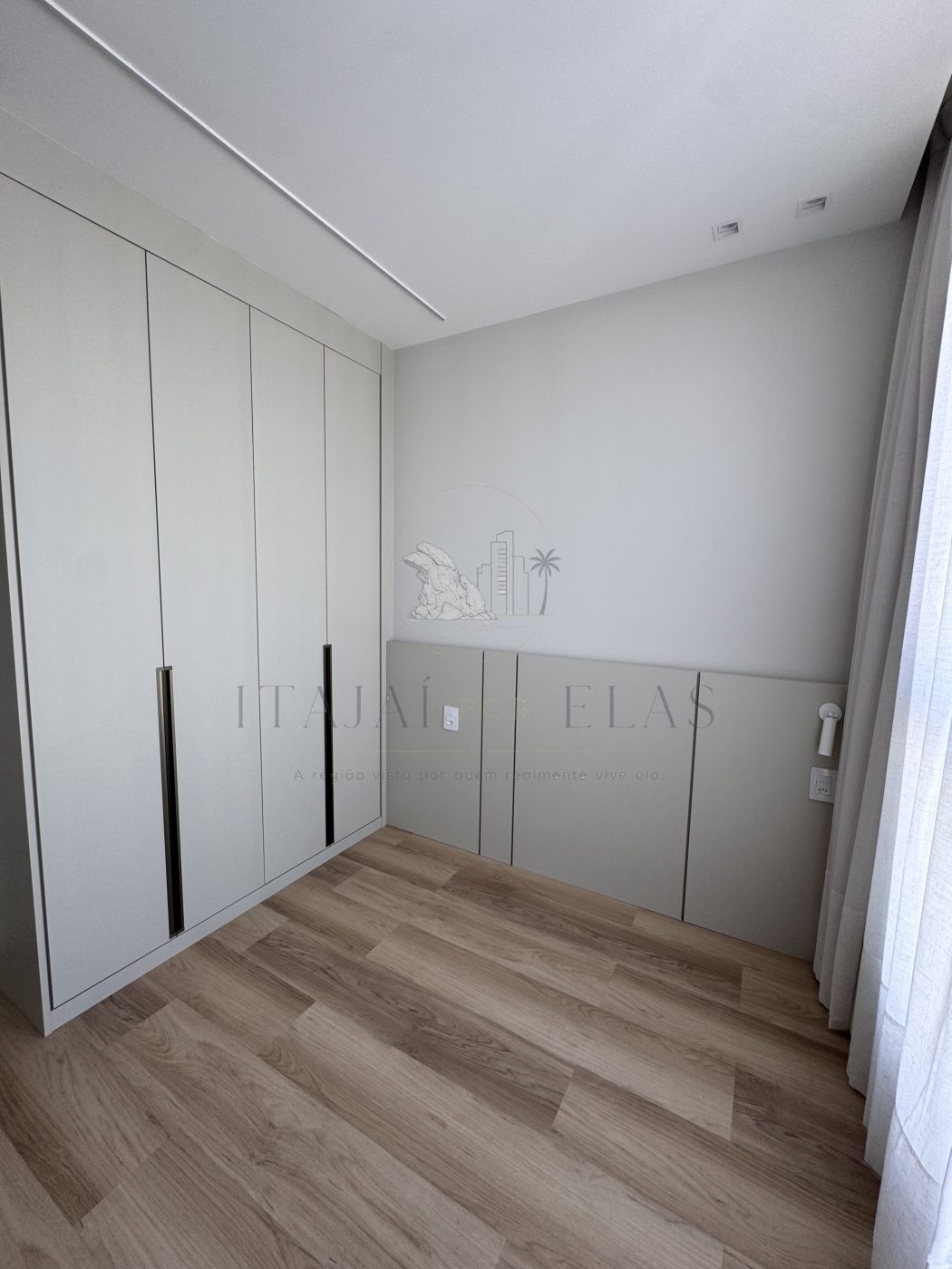 Apartamento 4 quartos para Venda no bairro Centro em Balneário Camboriú