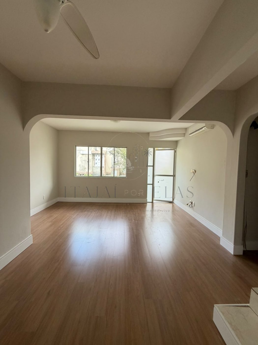 Apartamento 3 quartos para Venda no bairro Ariribá em Balneário Camboriú