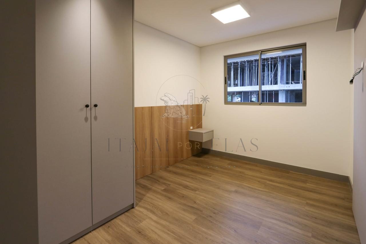 Apartamento 2 quartos para Venda no bairro Praia Brava de Itajaí em Itajaí
