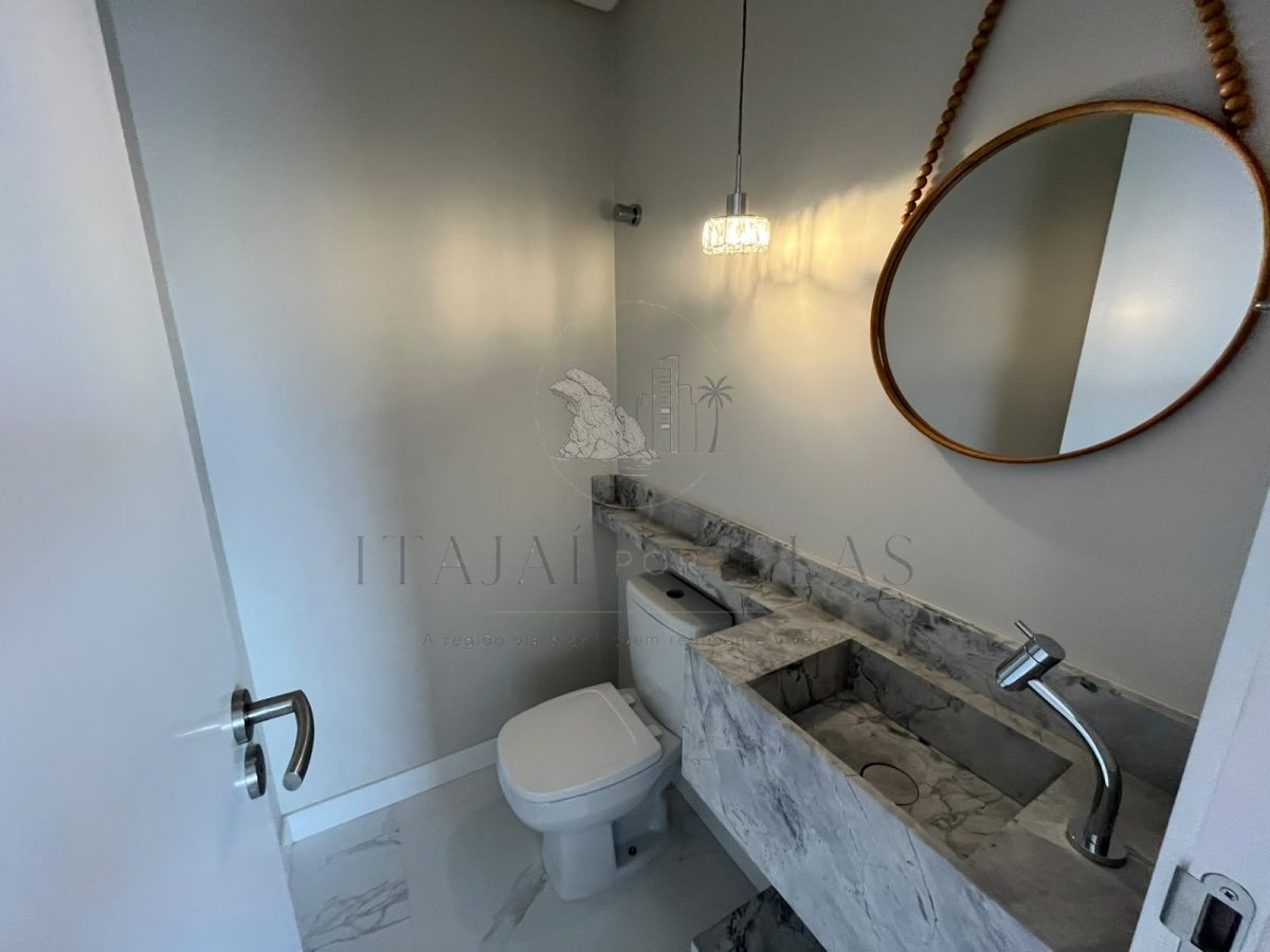 Apartamento 2 suítes para Venda no bairro Centro em Itajaí