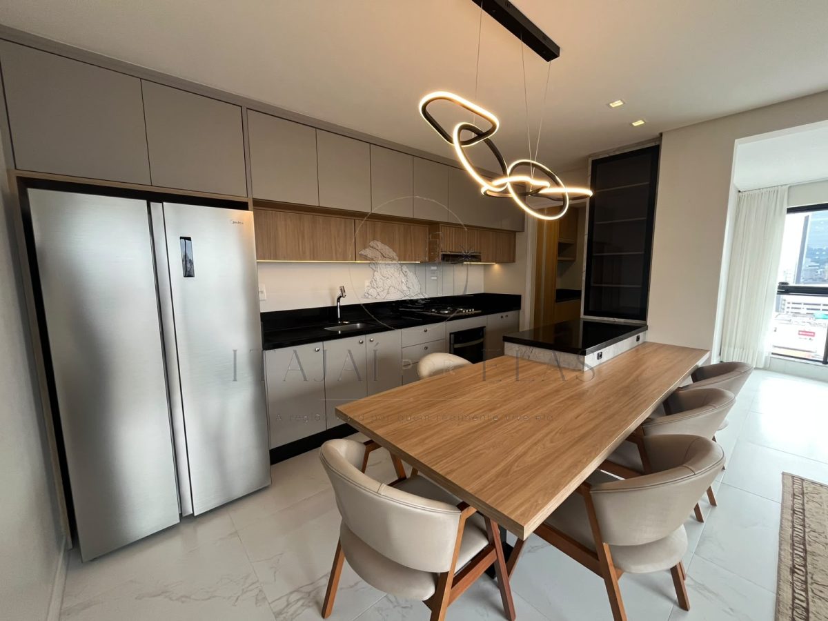 Apartamento 2 suítes para Venda no bairro Centro em Itajaí