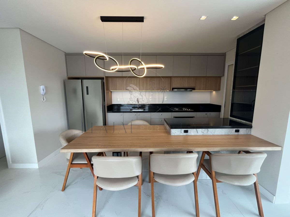 Apartamento 2 suítes para Venda no bairro Centro em Itajaí