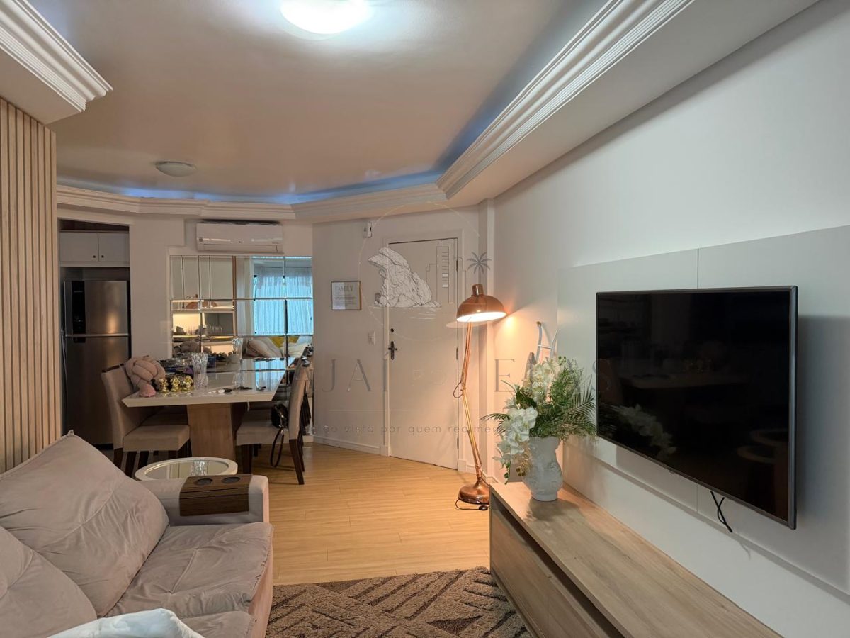 Apartamento 2 quartos para Venda no bairro Centro em Balneário Camboriú