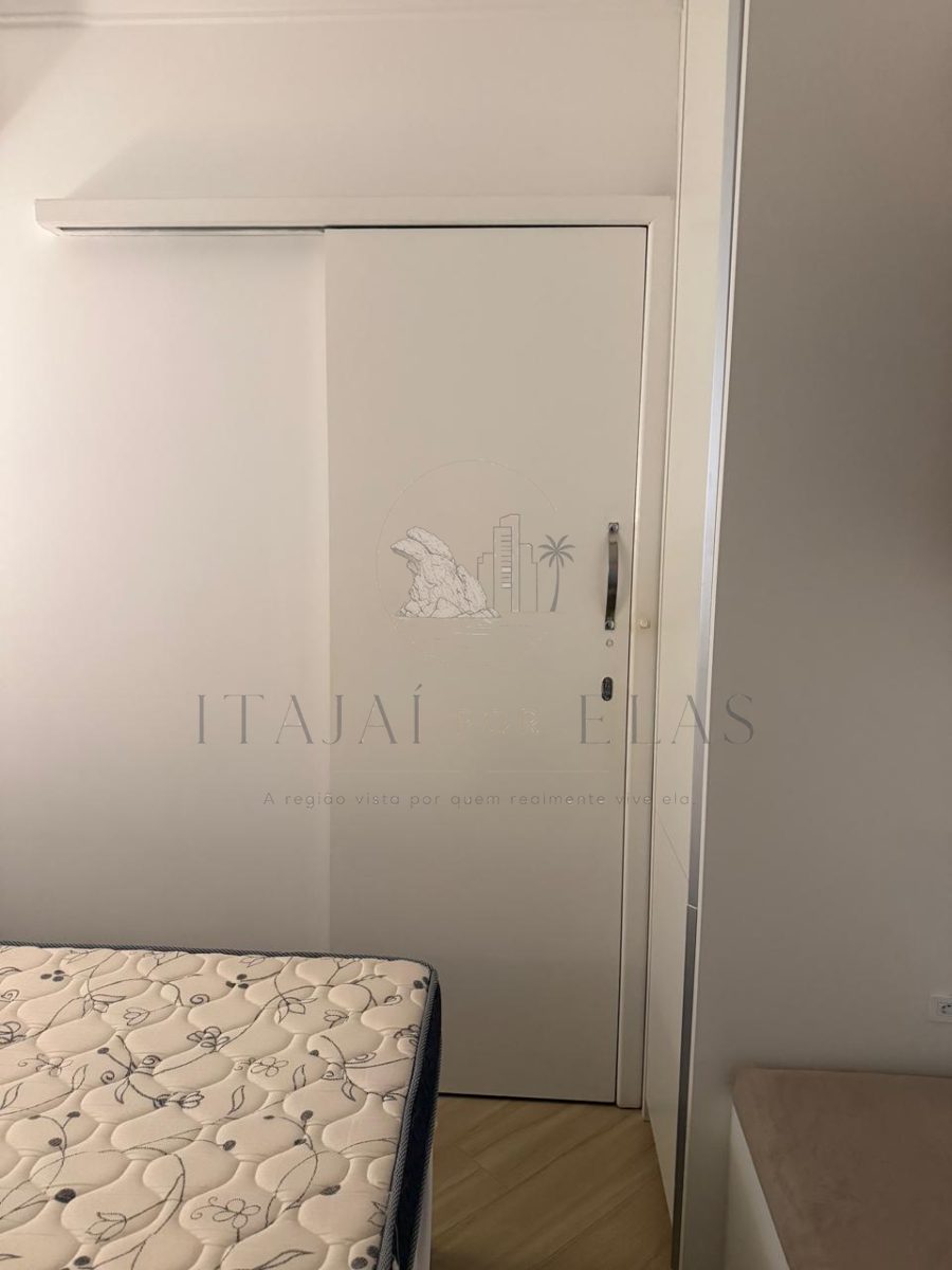 Apartamento 2 quartos para Venda no bairro Centro em Balneário Camboriú