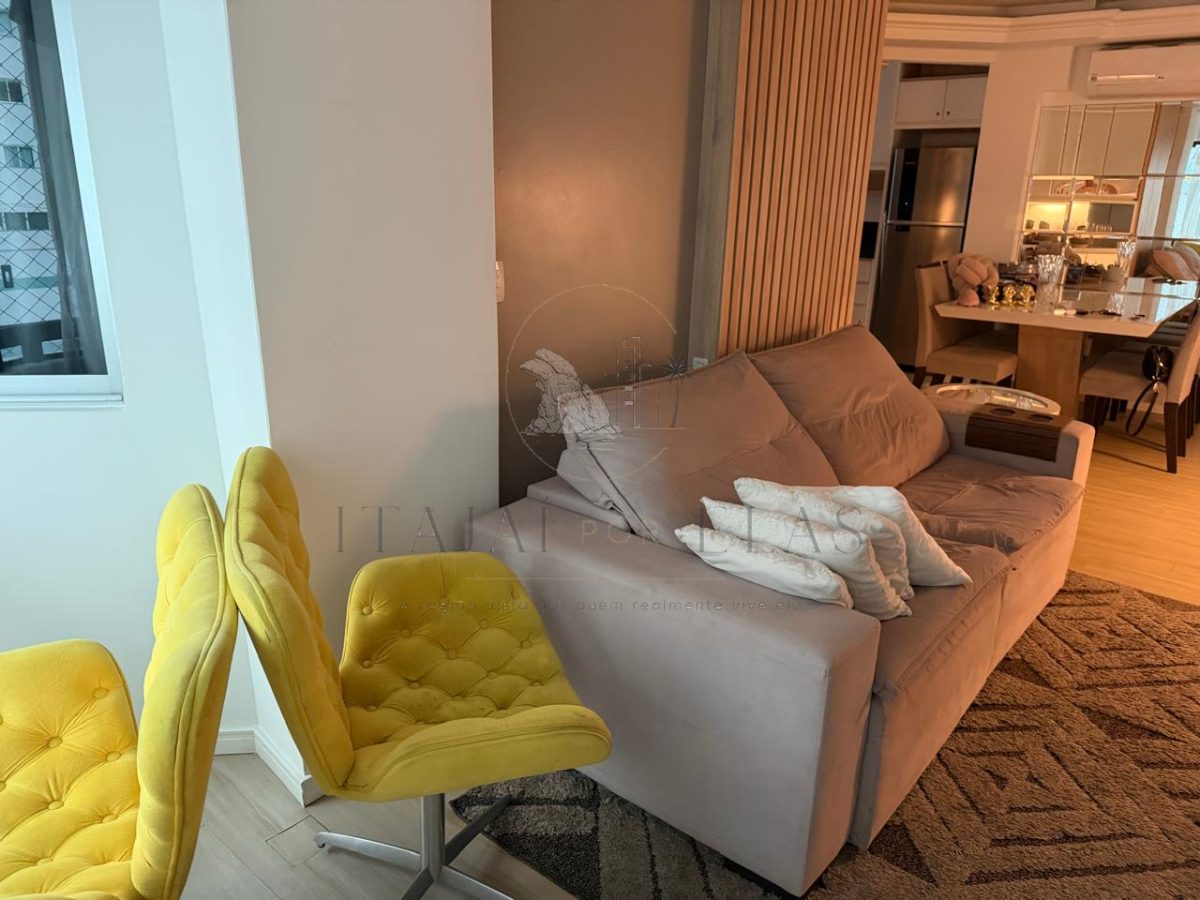 Apartamento 2 quartos para Venda no bairro Centro em Balneário Camboriú