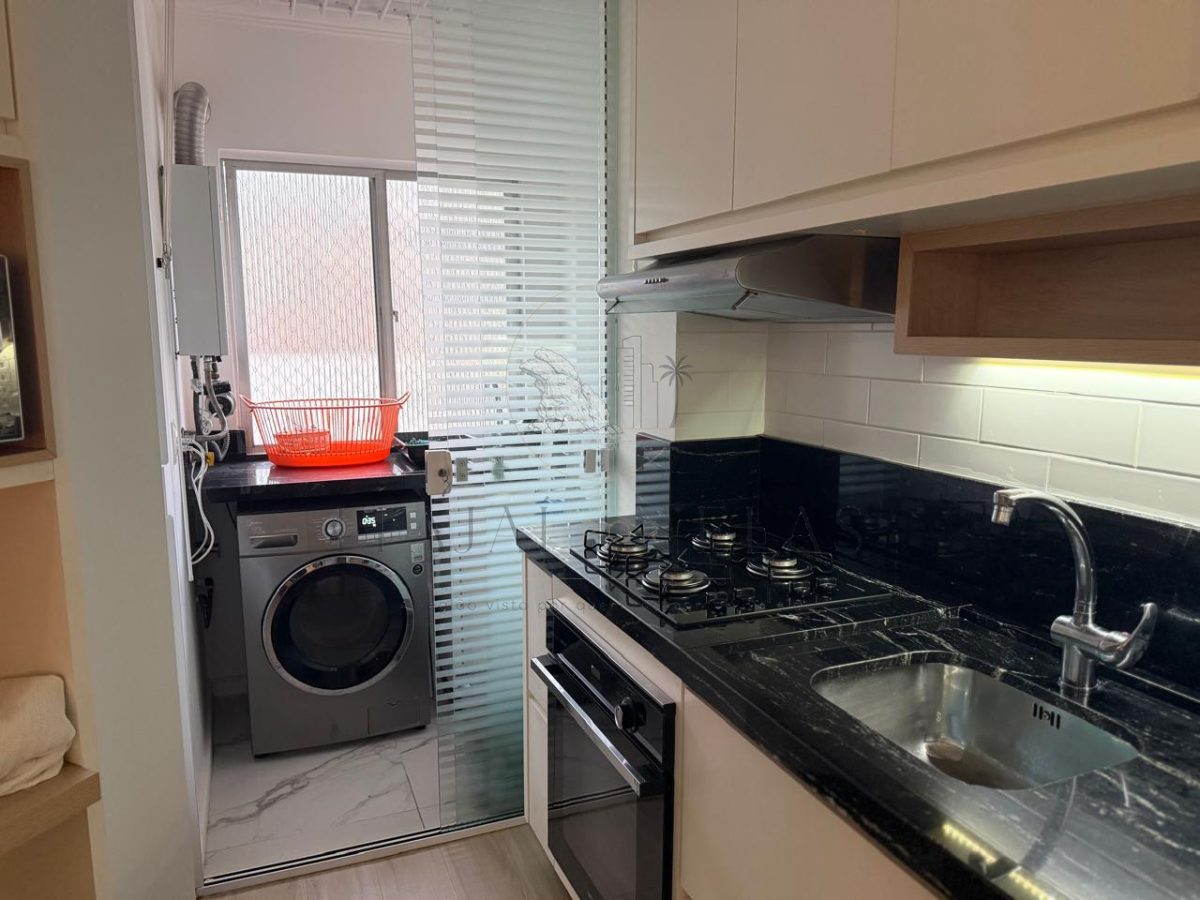 Apartamento 2 quartos para Venda no bairro Centro em Balneário Camboriú
