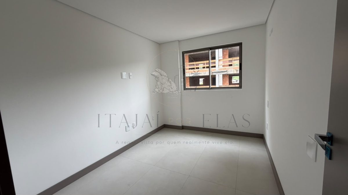 Apartamento 2 quartos para Venda no bairro Praia Brava de Itajaí em Itajaí
