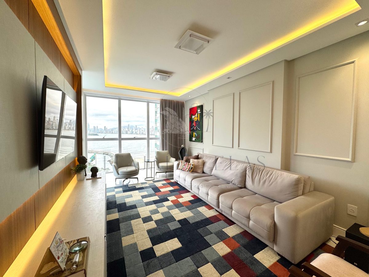 Apartamento 4 suítes para Venda no bairro Pioneiros em Balneário Camboriú