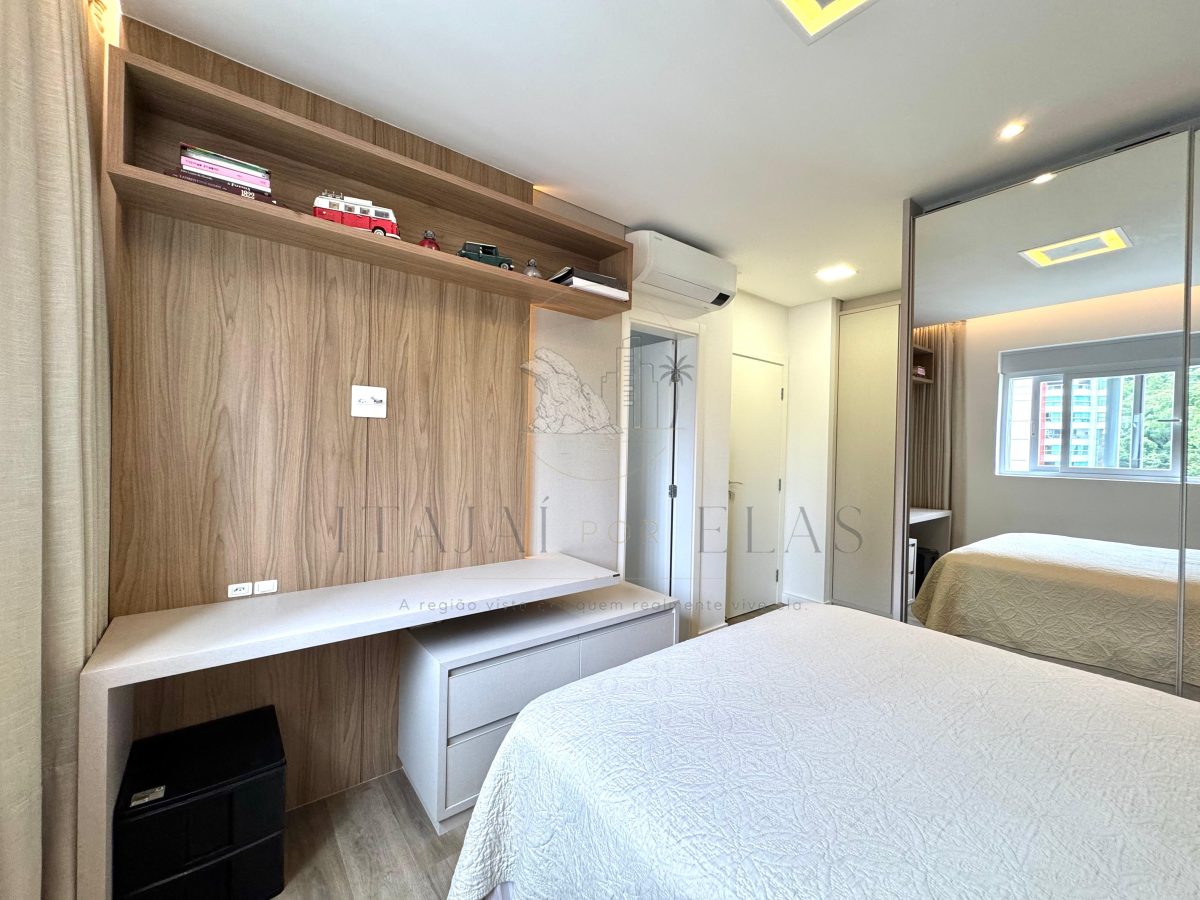 Apartamento 4 suítes para Venda no bairro Pioneiros em Balneário Camboriú