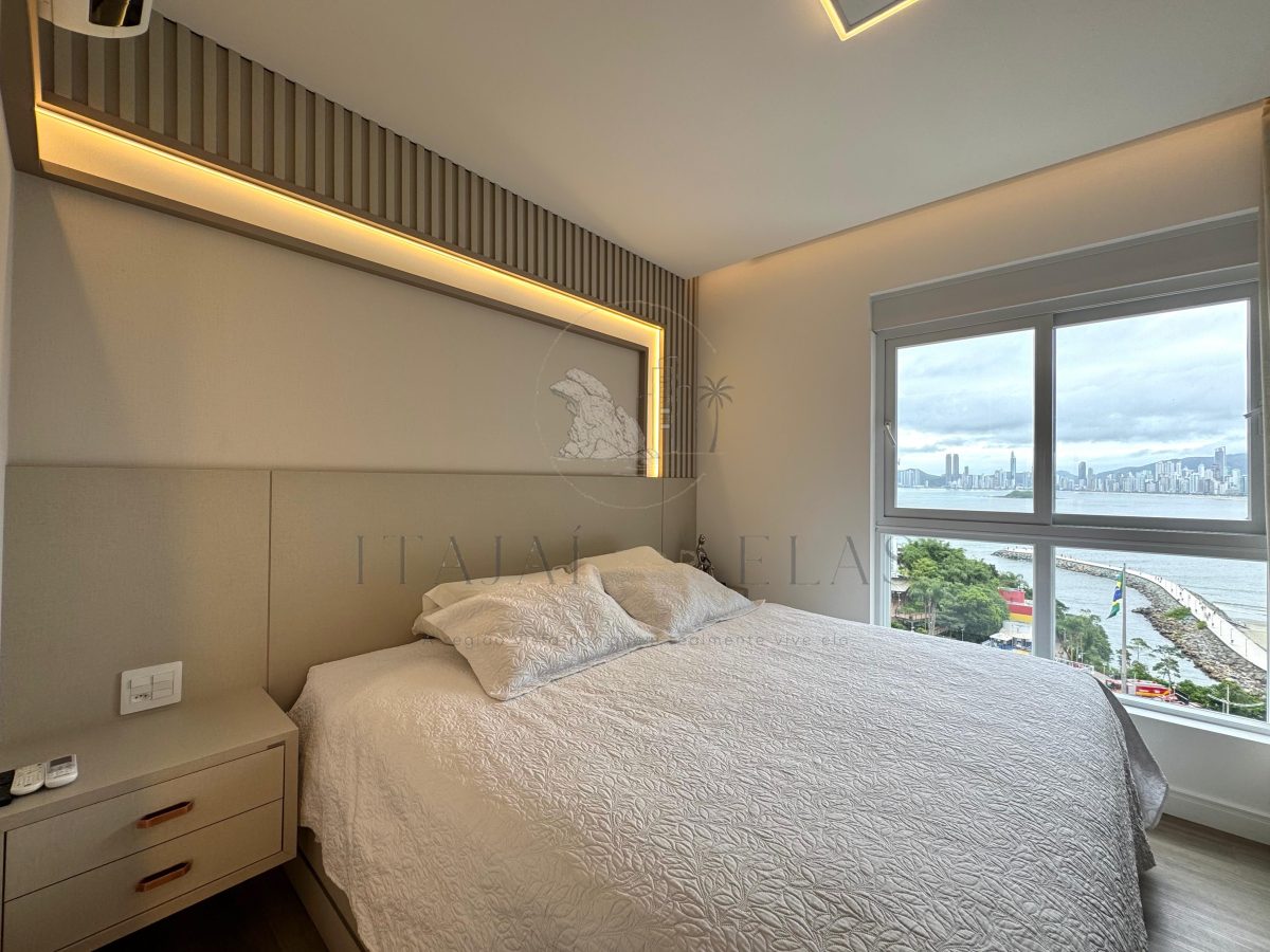 Apartamento 4 suítes para Venda no bairro Pioneiros em Balneário Camboriú
