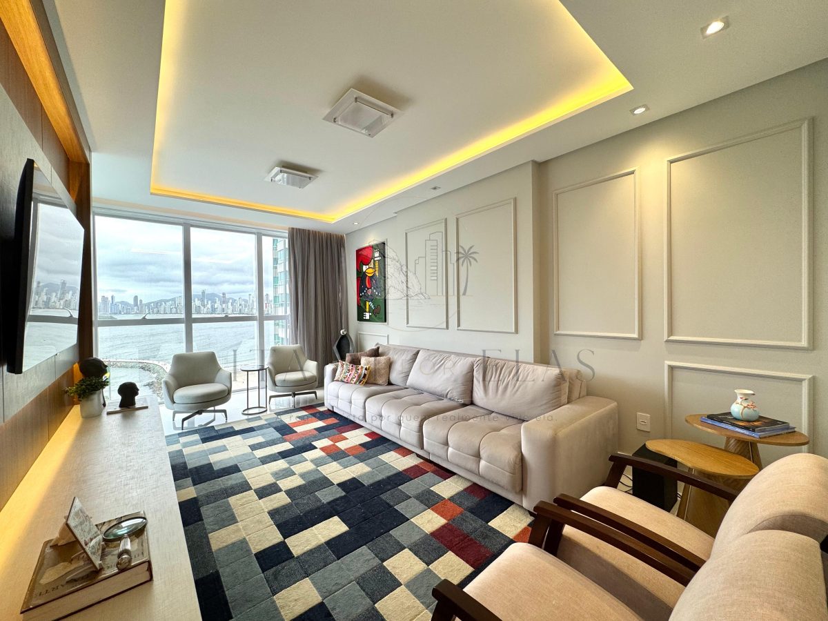 Apartamento 4 suítes para Venda no bairro Pioneiros em Balneário Camboriú