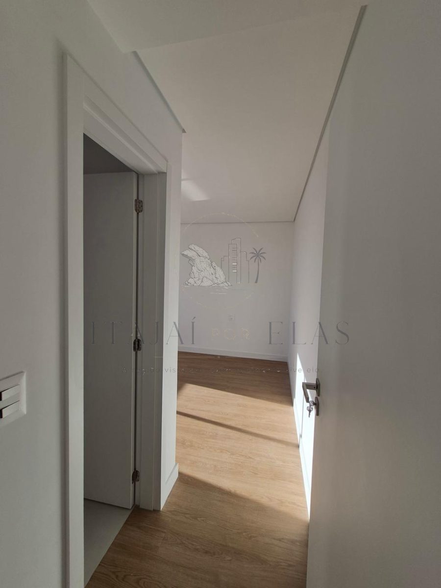 Apartamento 3 quartos para Venda no bairro Vila Operária em Itajaí
