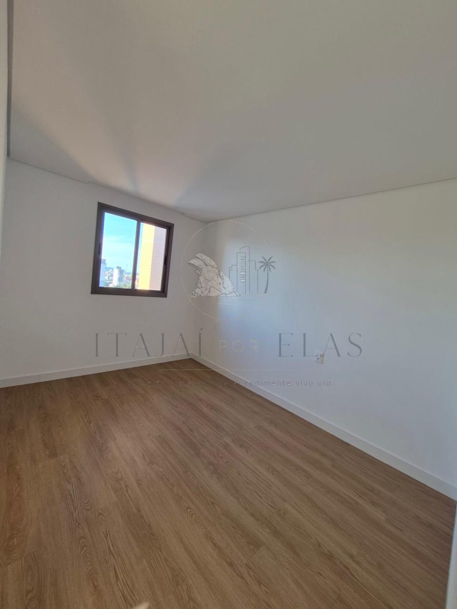 Apartamento 3 quartos para Venda no bairro Vila Operária em Itajaí